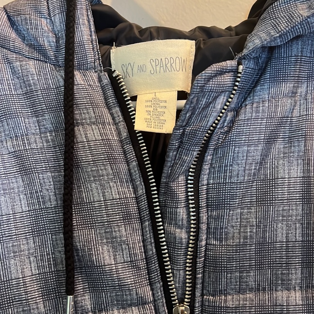 Gray Puffer Jacket - image 2